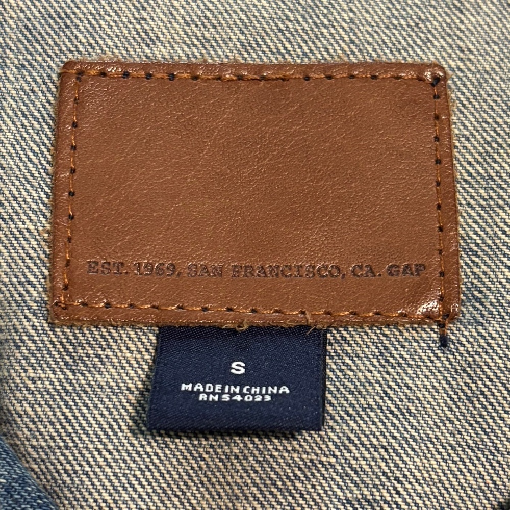 GAP Denim Jacket - Picture 3 of 7